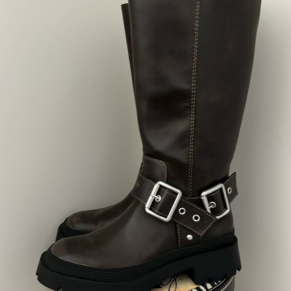 Zara brown boots only wore once excellent condition